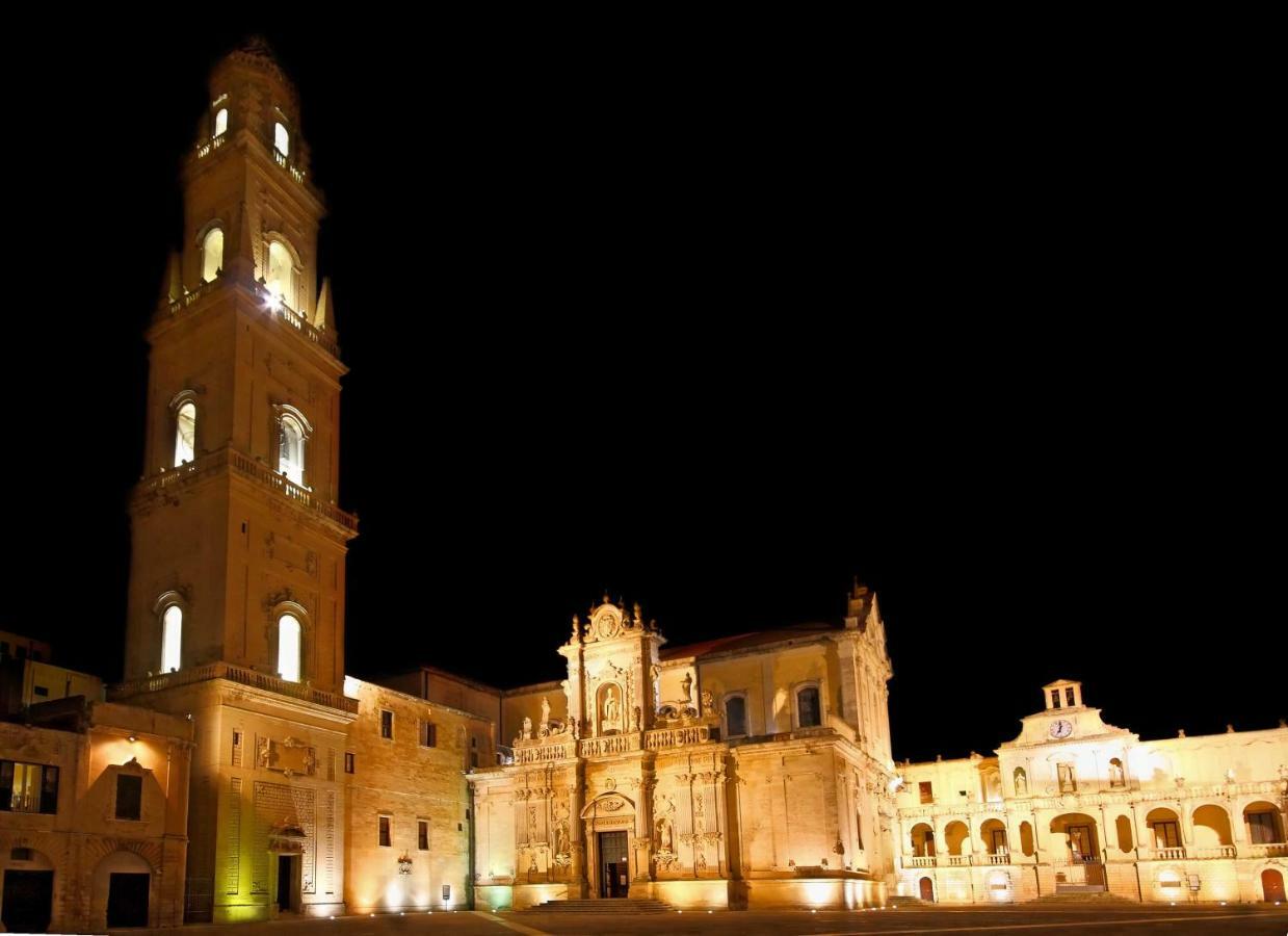 Dimora Dei Baroni Apartment Lecce Exterior photo