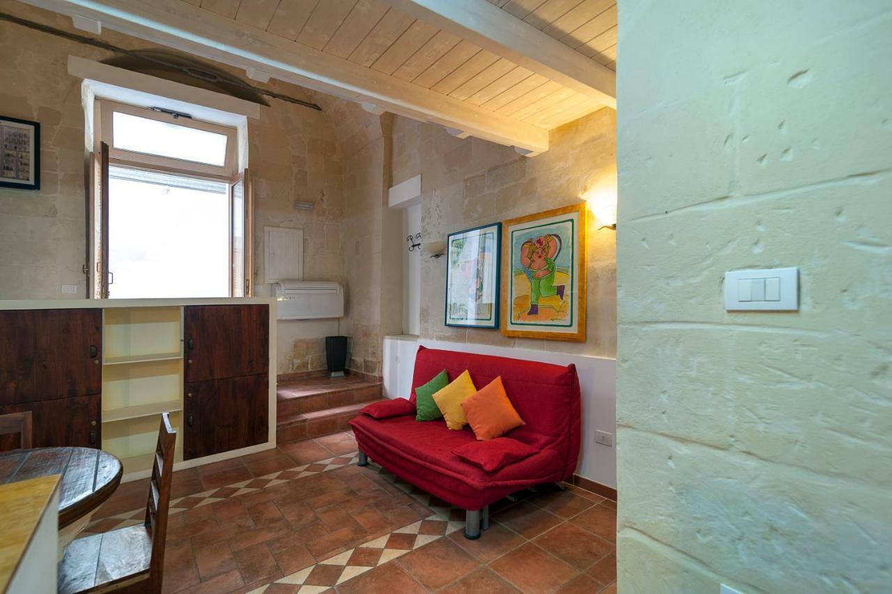 Dimora Dei Baroni Apartment Lecce Exterior photo