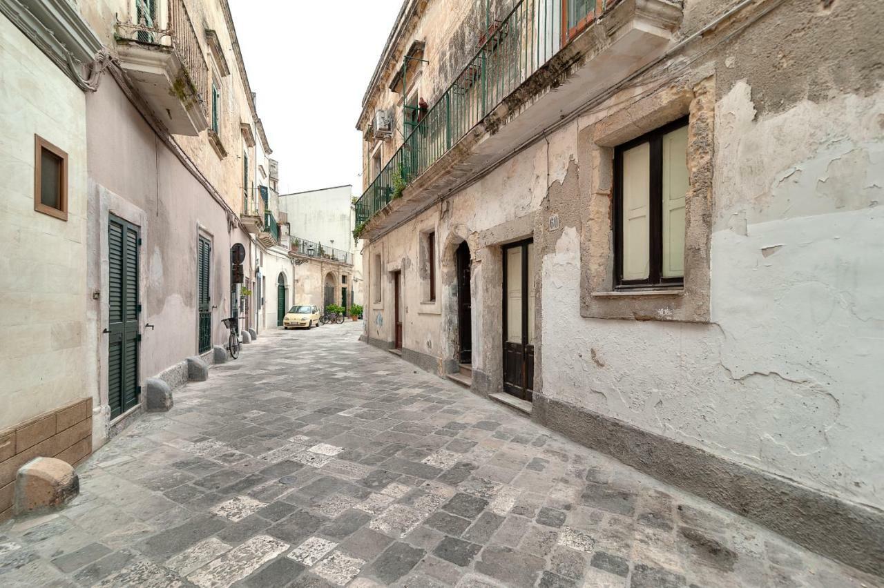 Dimora Dei Baroni Apartment Lecce Exterior photo